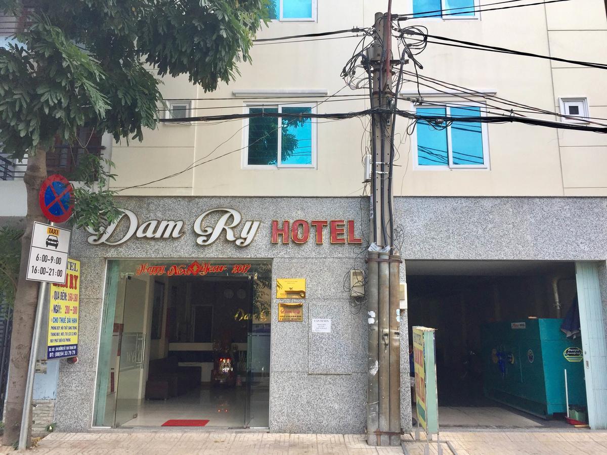 Damry Hotel Ho Chi Minh City Bagian luar foto
